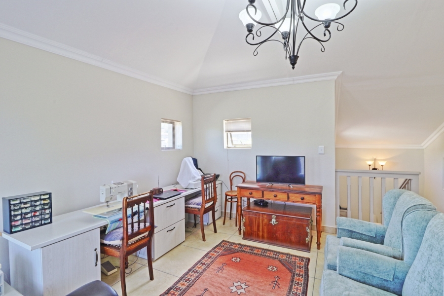 3 Bedroom Property for Sale in Hartenbos Landgoed Western Cape